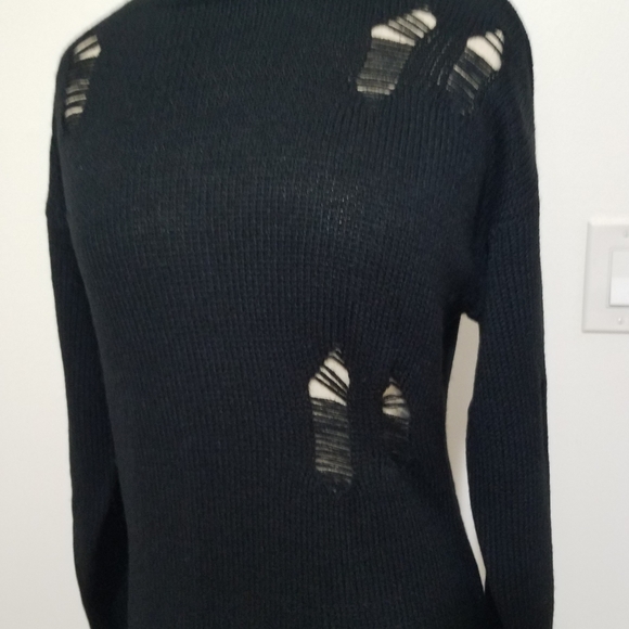 Dress - Picture 2 of 12